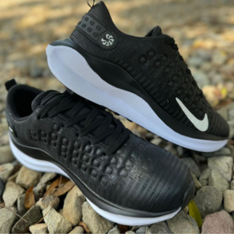NIKE INFINITY RUN