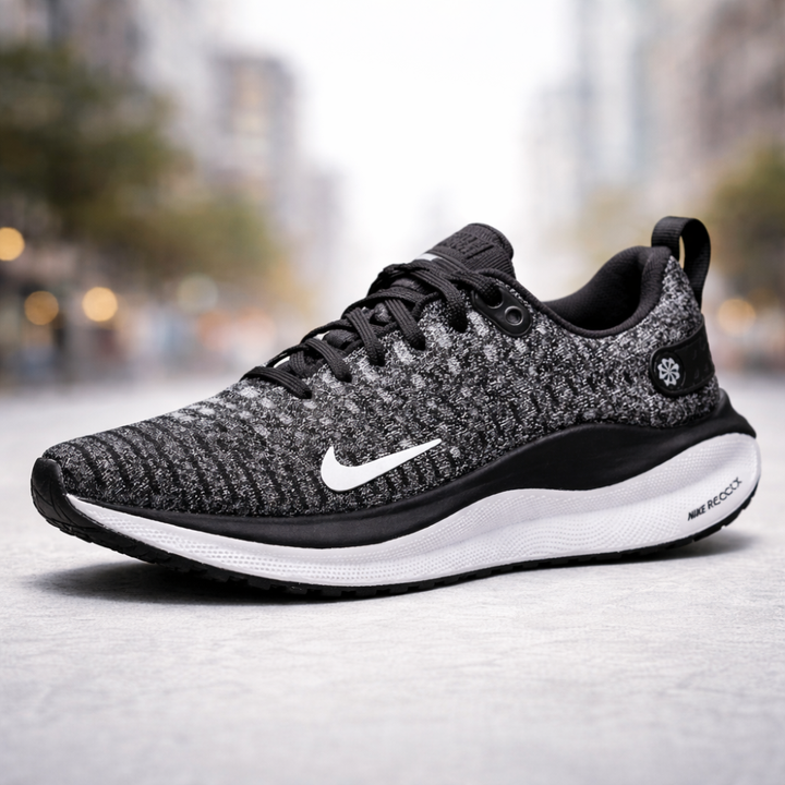 NIKE INFINITY RUN